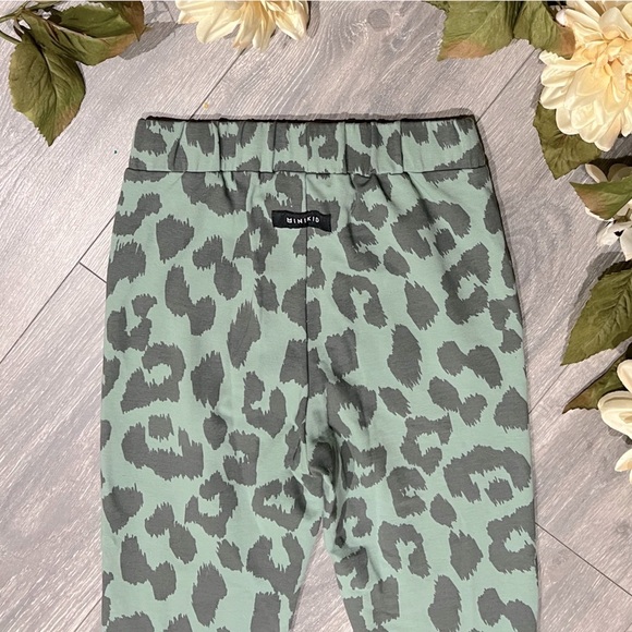 NWOT! Minikid unisex green Leo pinched cheetah leopard animal print joggers 10 - Picture 7 of 10